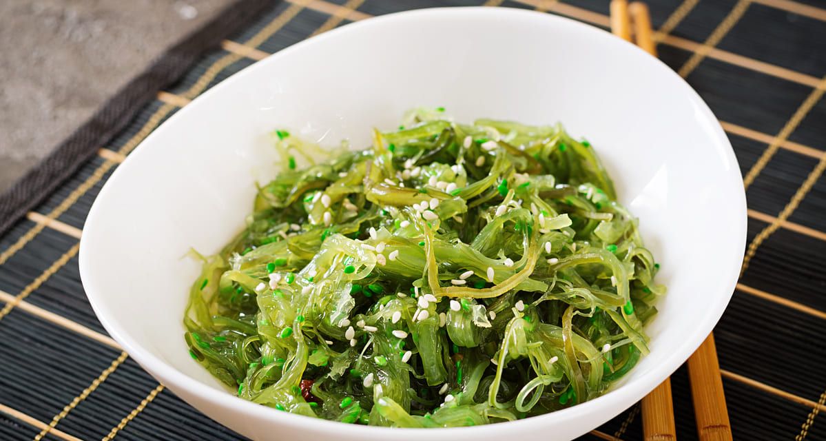 ensalada wakame receta